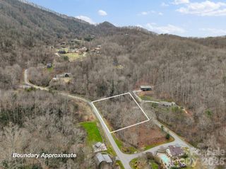 9999 Talking Rock Lane, Leicester, NC 28748