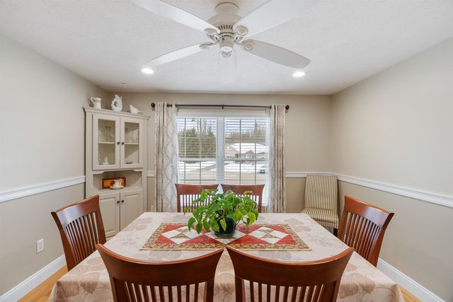 28 Linden Drive, Hampstead, NH 03826