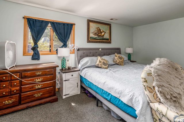 350 OAK GROVE Road, Makanda, IL 62958