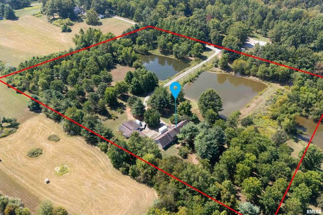 350 OAK GROVE Road, Makanda, IL 62958