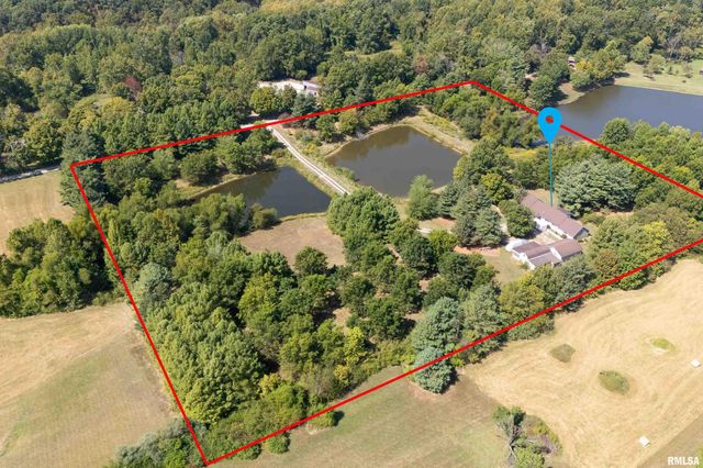 350 OAK GROVE Road, Makanda, IL 62958