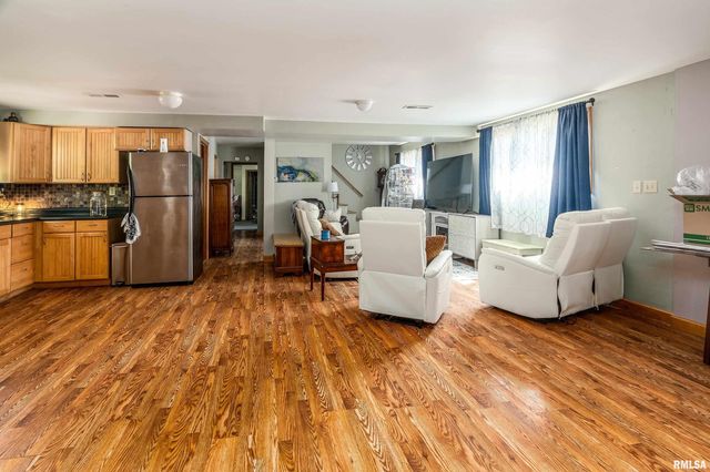 350 OAK GROVE Road, Makanda, IL 62958