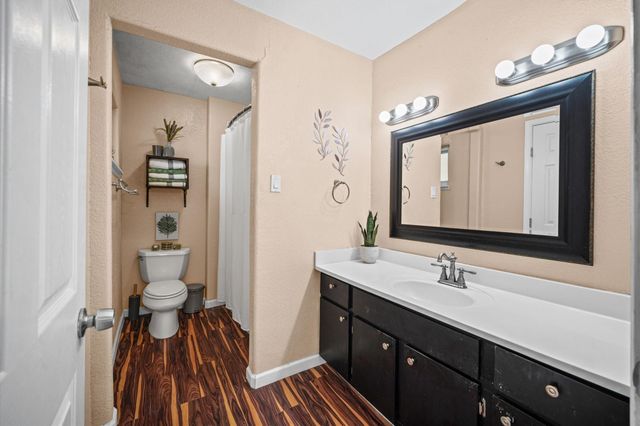 4915 Charnock Drive, Alvin, TX 77511