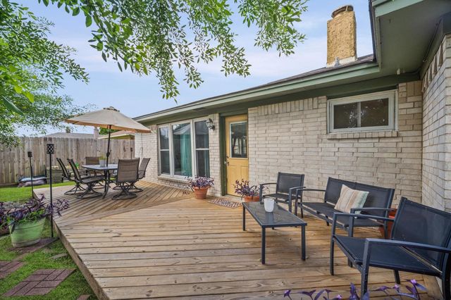 4915 Charnock Drive, Alvin, TX 77511