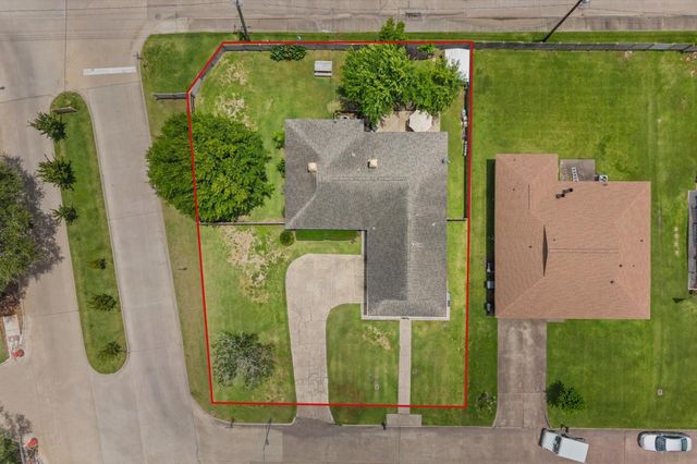 4915 Charnock Drive, Alvin, TX 77511
