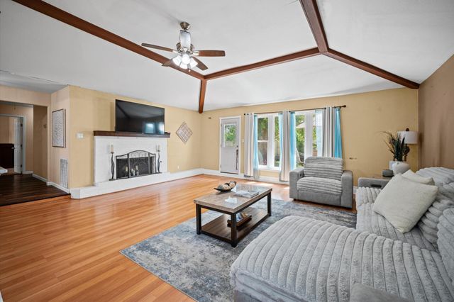 4915 Charnock Drive, Alvin, TX 77511