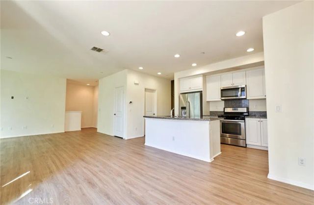 123 Macintosh, Upland, CA 91786