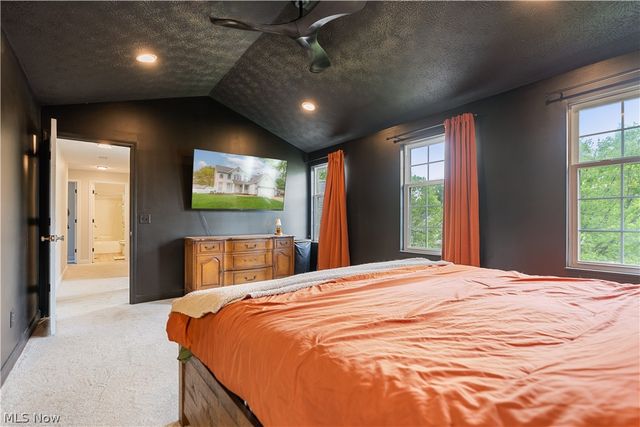577 Colchester Court, Akron, OH 44319
