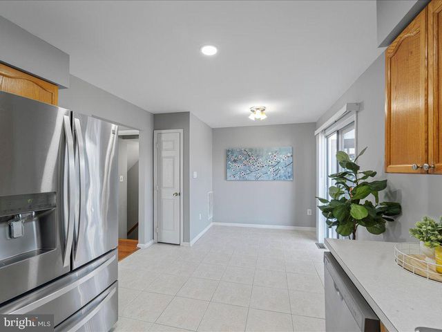 564 RADFORD TER NE, Leesburg, VA 20176