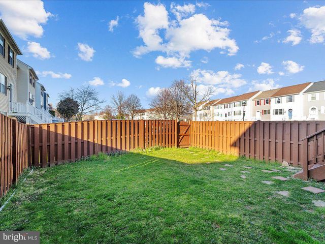 564 RADFORD TER NE, Leesburg, VA 20176