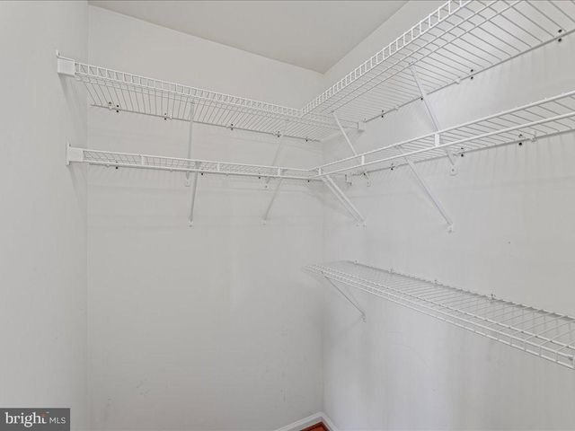 564 RADFORD TER NE, Leesburg, VA 20176