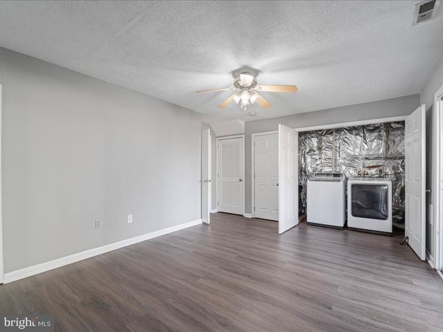 564 RADFORD TER NE, Leesburg, VA 20176