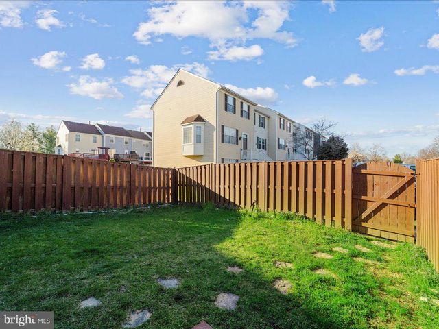 564 RADFORD TER NE, Leesburg, VA 20176