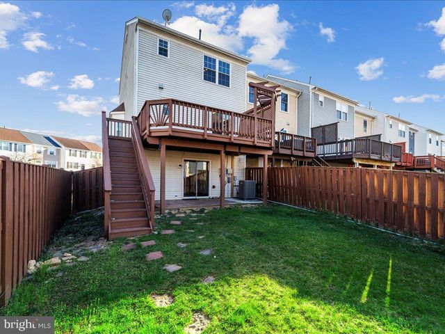 564 RADFORD TER NE, Leesburg, VA 20176