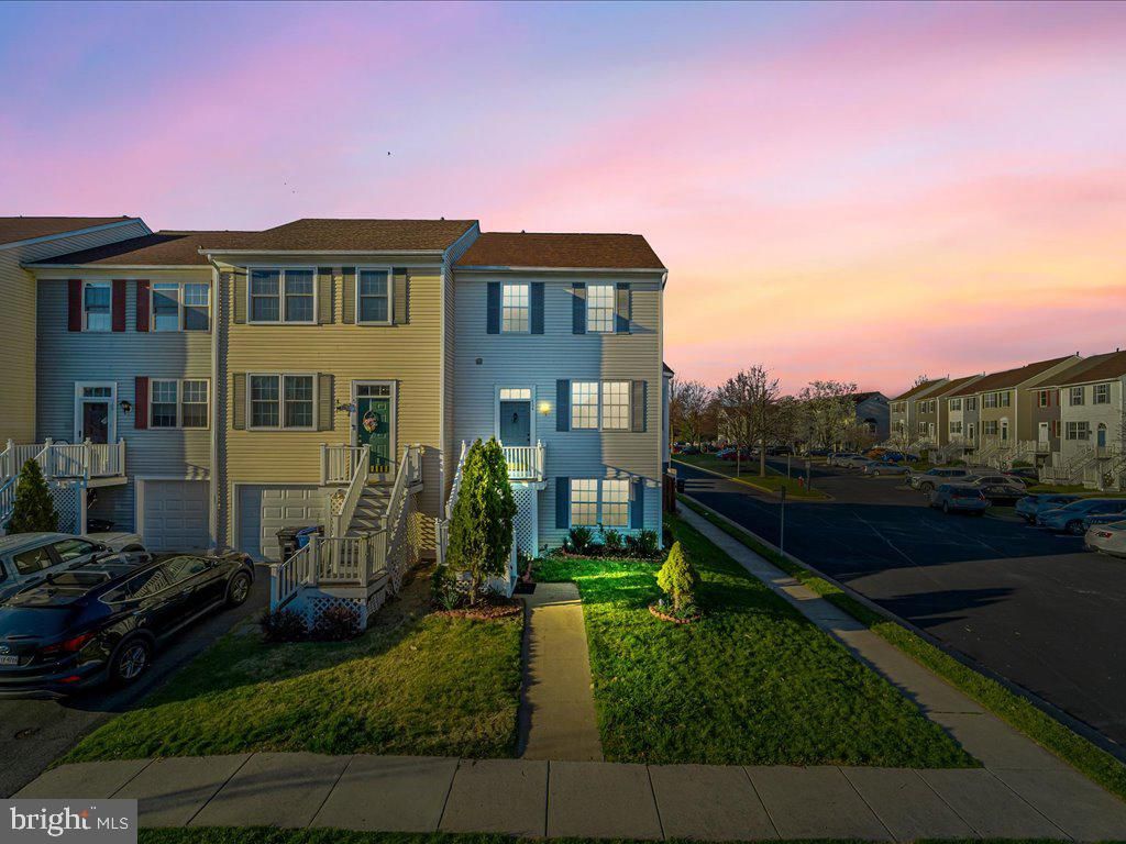 564 RADFORD TER NE, Leesburg, VA 20176