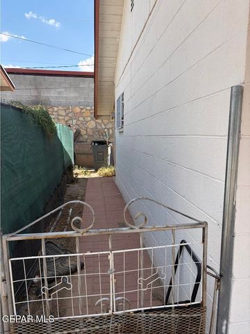 7167 N Loop Drive 3, El Paso, TX 79915