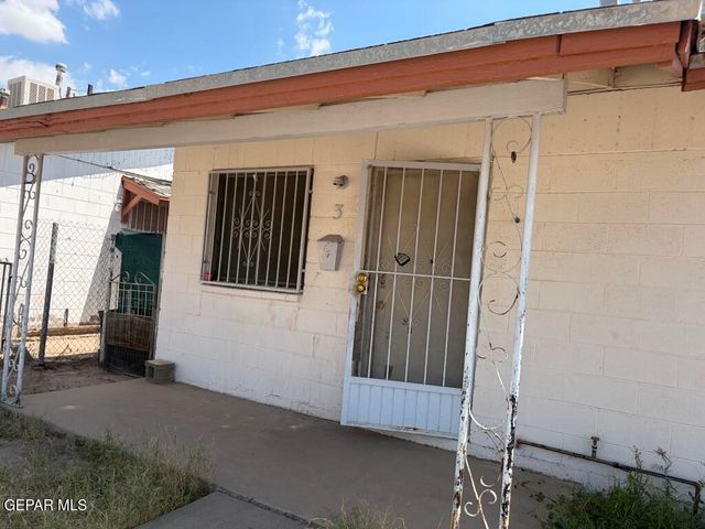 7167 N Loop Drive 3, El Paso, TX 79915