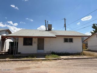 7167 N Loop Drive 3, El Paso, TX 79915