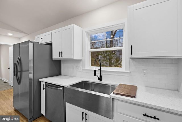 8354 COOLIDGE CIR, King George, VA 22485