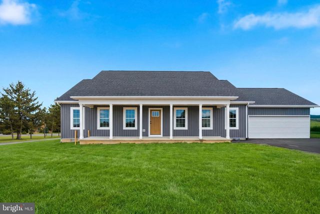FRIENDSHIP DR, Martinsburg, WV 25405