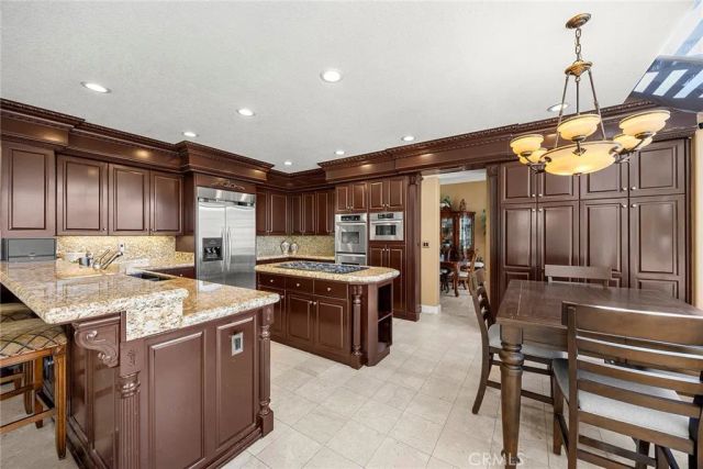 4890 Green Crest, Yorba Linda, CA 92887