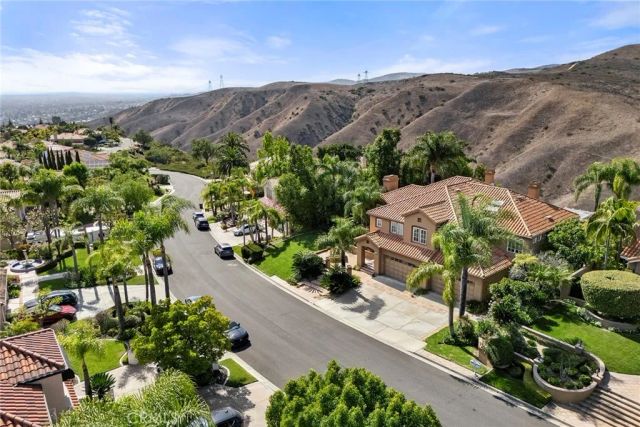 4890 Green Crest, Yorba Linda, CA 92887