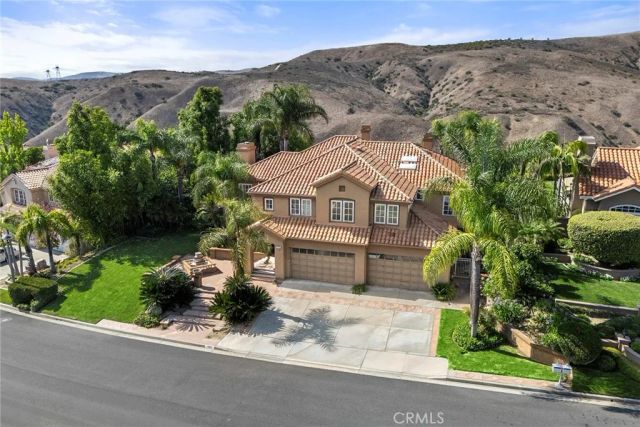 4890 Green Crest, Yorba Linda, CA 92887