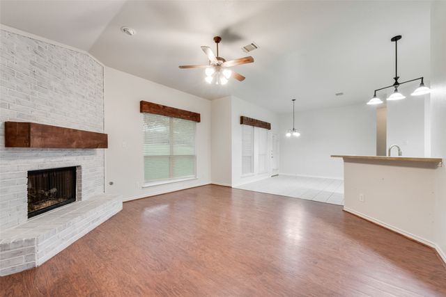 2760 Beacon Hill Drive, Rockwall, TX 75087