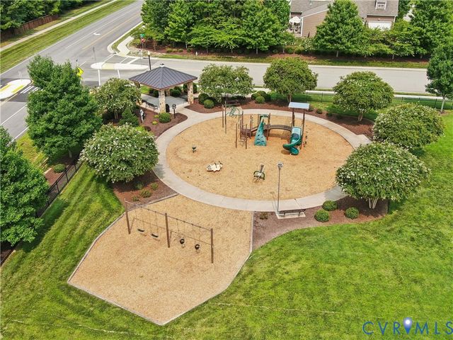 4636 Chesler Dr, Moseley, VA 23120