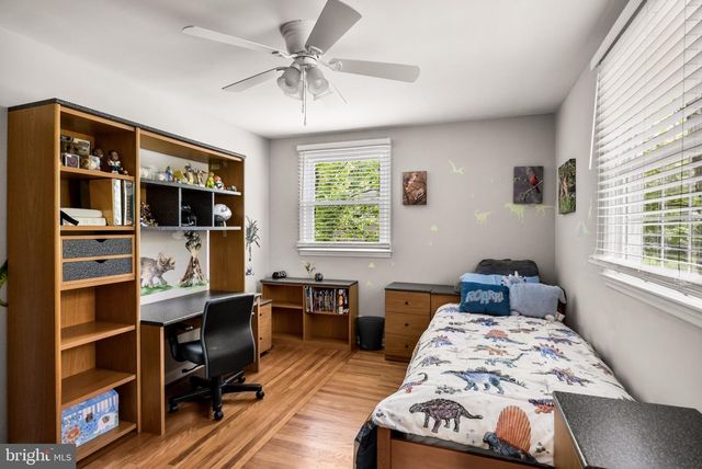 11 FORAGE LN, Cherry Hill, NJ 08003