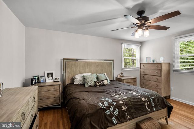 11 FORAGE LN, Cherry Hill, NJ 08003