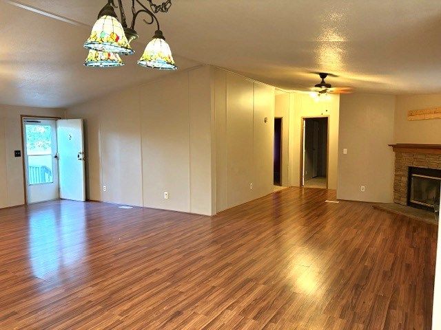 36 Crossing Dr, Harper, TX 78631