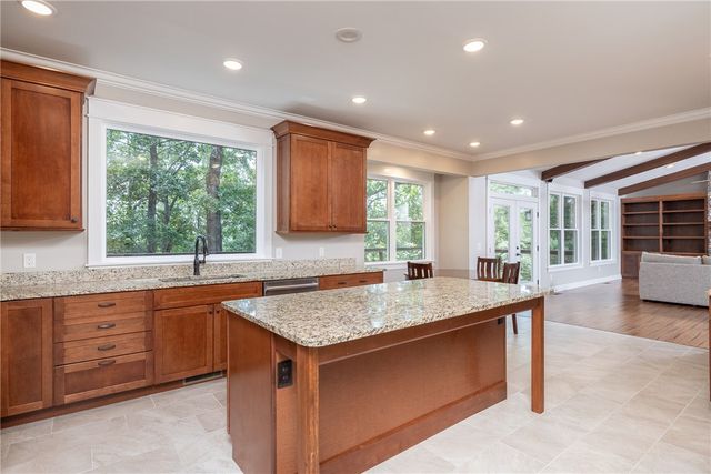 2357 N Fox Trail, Fayetteville, AR 72703