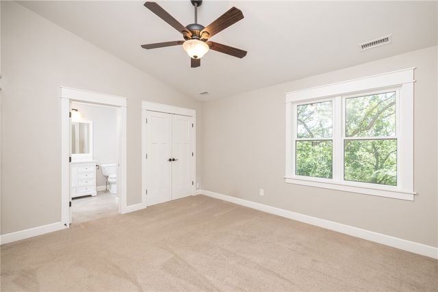2357 N Fox Trail, Fayetteville, AR 72703