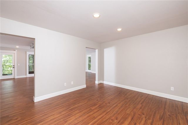 2357 N Fox Trail, Fayetteville, AR 72703