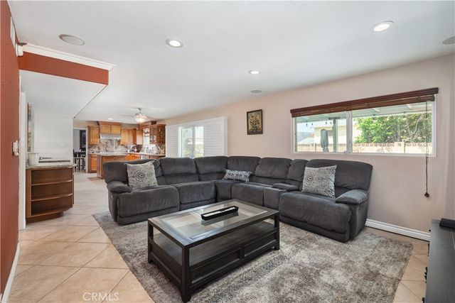 2203 Homewood Avenue, Simi Valley, CA 93063