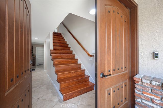 2203 Homewood Avenue, Simi Valley, CA 93063
