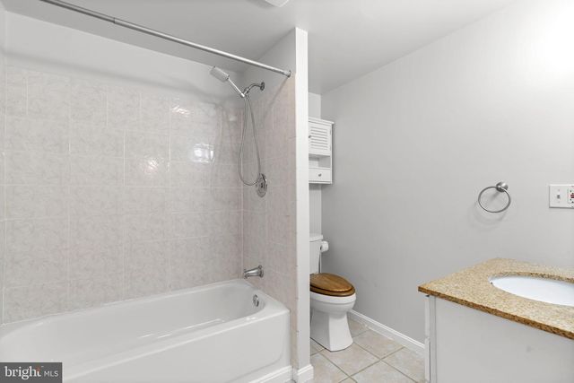 1405 REYNOLDS, Baltimore, MD 21230