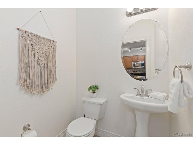 9019 E Panorama Cir 9019-D208, Englewood, CO 80112