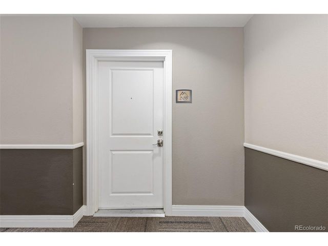 9019 E Panorama Cir 9019-D208, Englewood, CO 80112