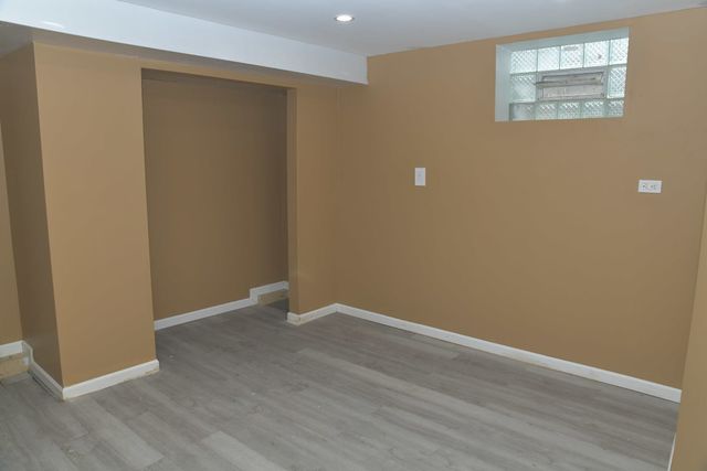 1325 GLENN Drive, North Chicago, IL 60064