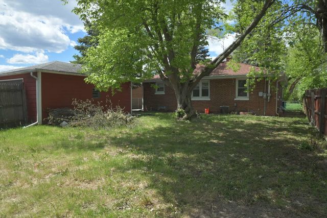 1325 GLENN Drive, North Chicago, IL 60064