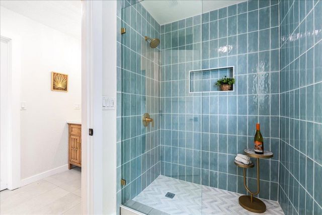 5203 Cueva DR, Austin, TX 78738