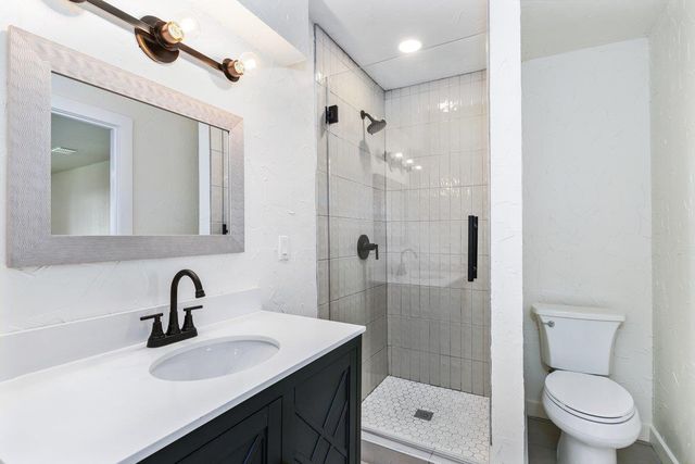5203 Cueva DR, Austin, TX 78738