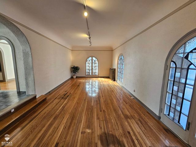 311 Brockway Place, Saginaw, MI 48602