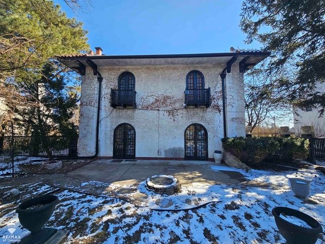 311 Brockway Place, Saginaw, MI 48602