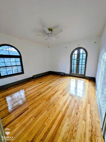 311 Brockway Place, Saginaw, MI 48602