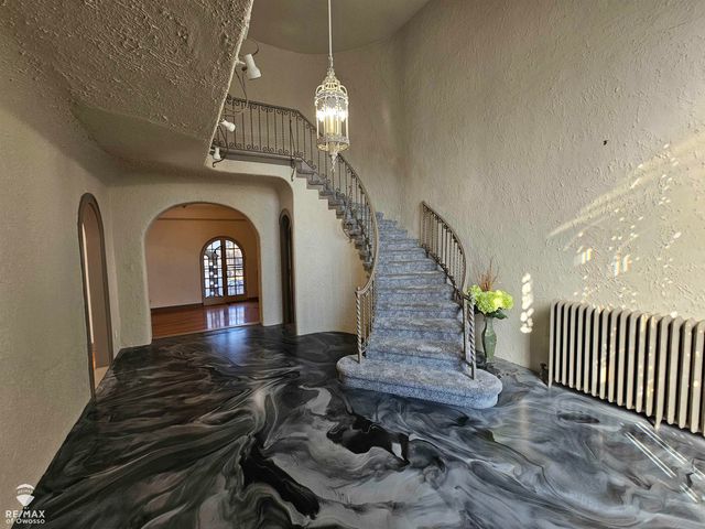 311 Brockway Place, Saginaw, MI 48602