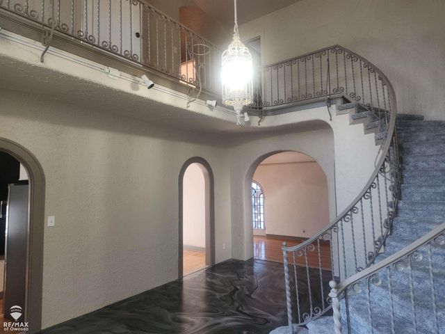 311 Brockway Place, Saginaw, MI 48602