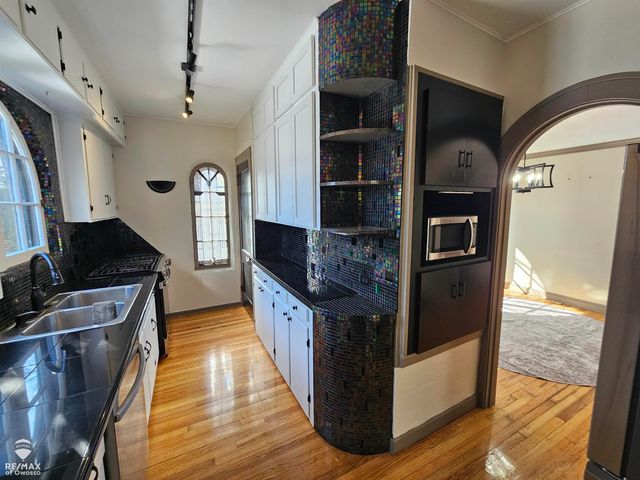 311 Brockway Place, Saginaw, MI 48602